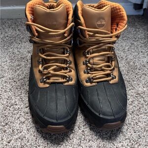 Fender Black and Tan Boots Durable Leather Construction